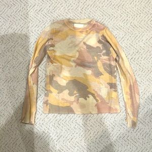 Small camo sweater